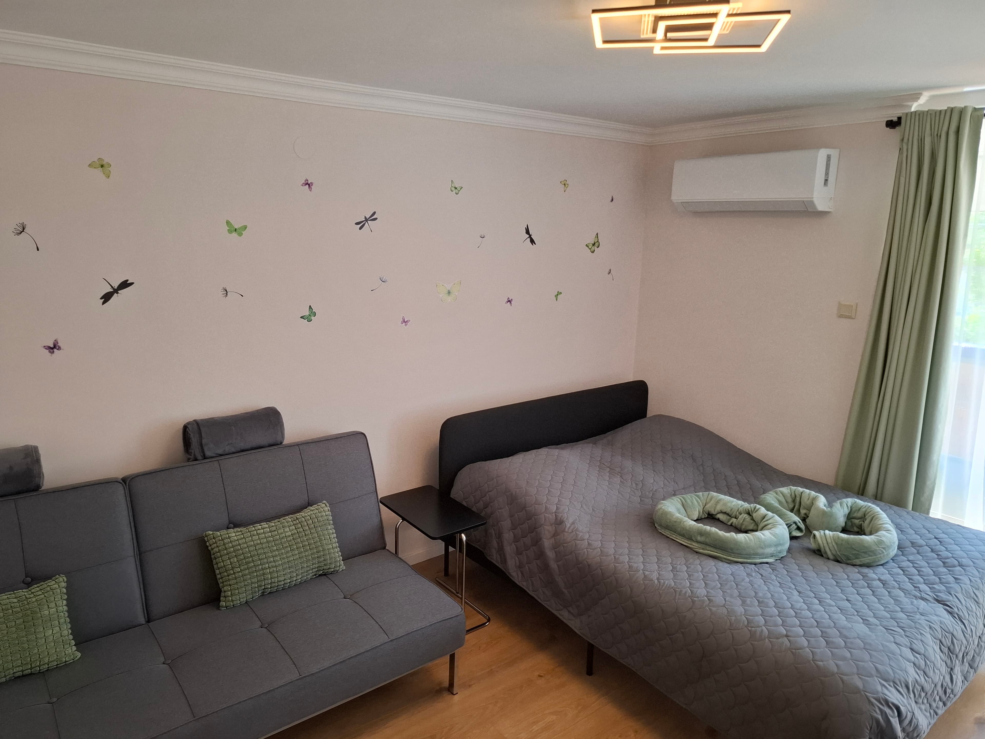 A harkányi Ózon Apartman nappalija