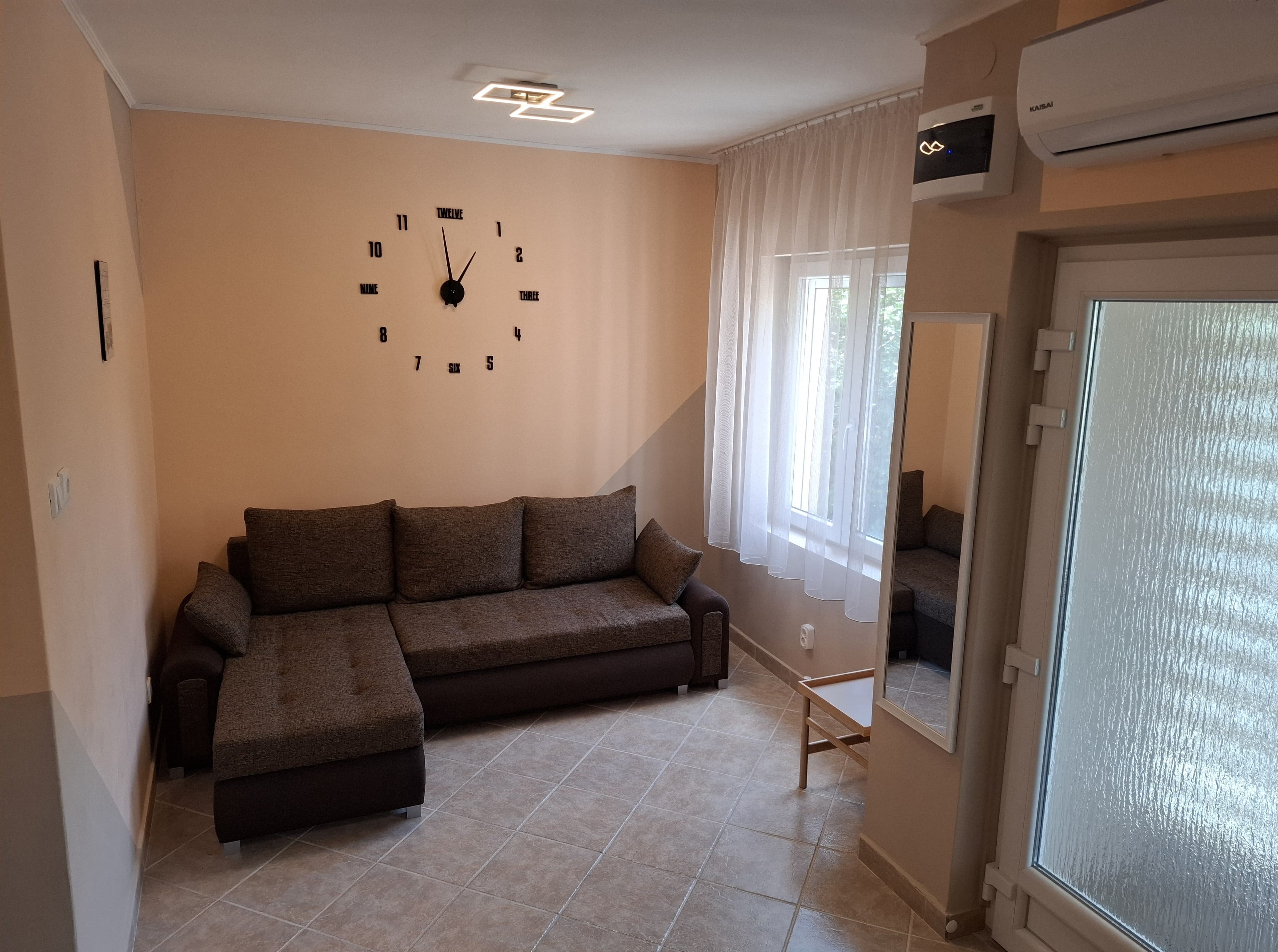 Az igali Ózon Apartman külső nézete